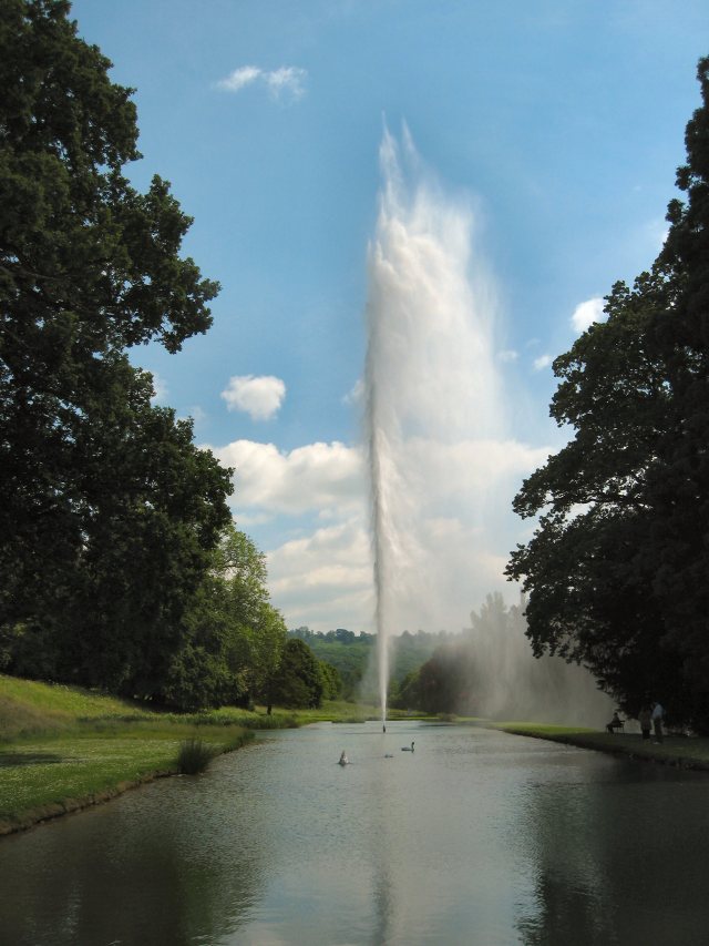Stanway Fountain - complete with a swan's bottom! [Nigel Collingwood]